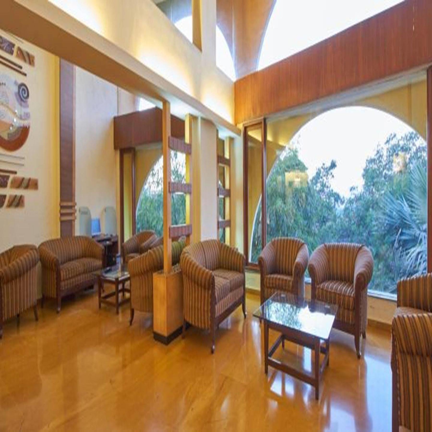 לונבלה Sahil Sarovar Portico מראה חיצוני תמונה